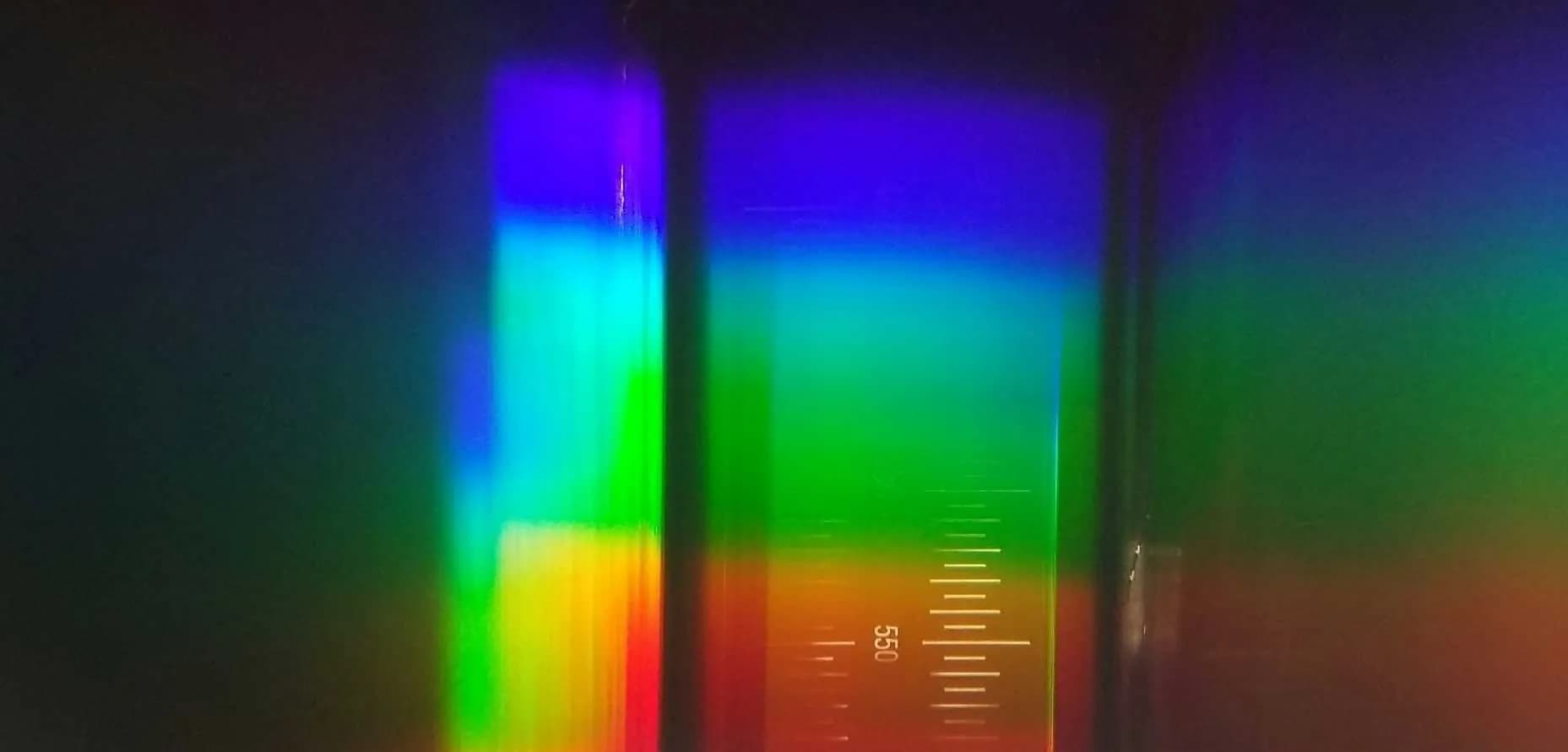 高光谱卫星是什么?它如何“看见”地球上隐藏的秘密?